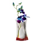 FOLDING WONDER VASE (UNBREAKABLE, LEAKPROOF, EASY TO CARRY)